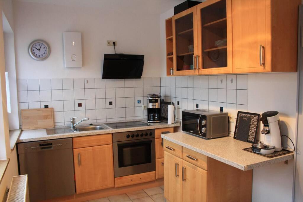 Top Messe Ferienwohnung 81Qm Есен Екстериор снимка
